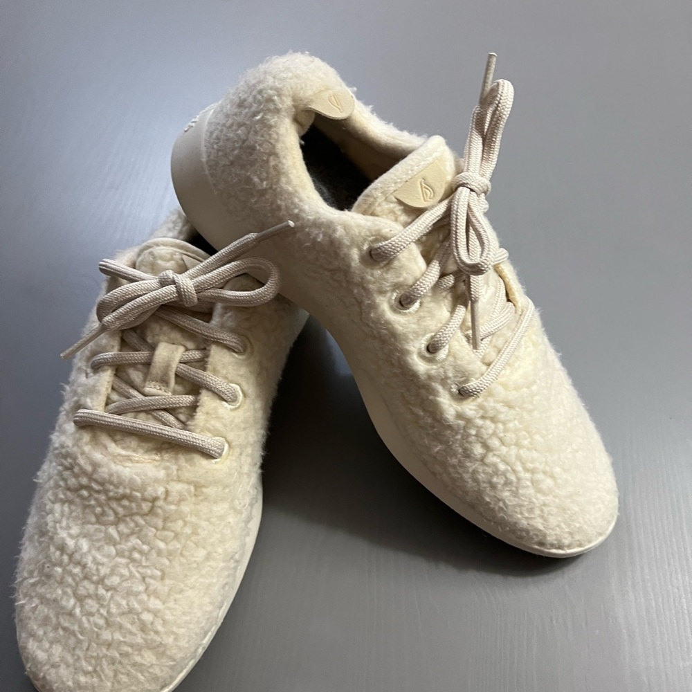 Allbirds Women’s Fluff Size 8 Sneakers